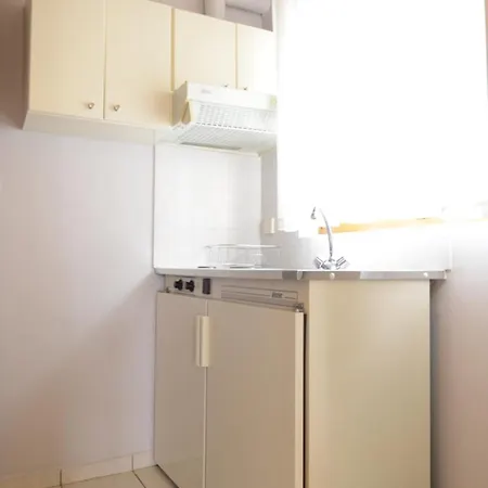 Ξενοδοχείο Sunbeam 2*